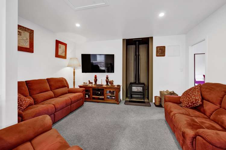 49 Kawei Road Hawera_11