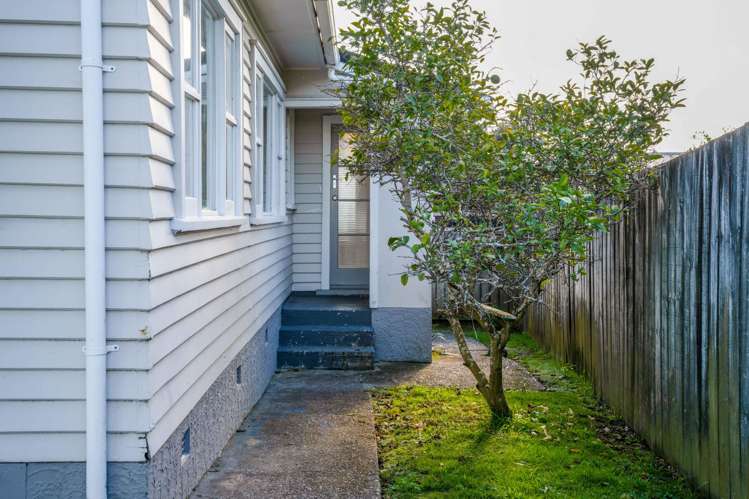 1/66 Coronation Road Hillcrest_19