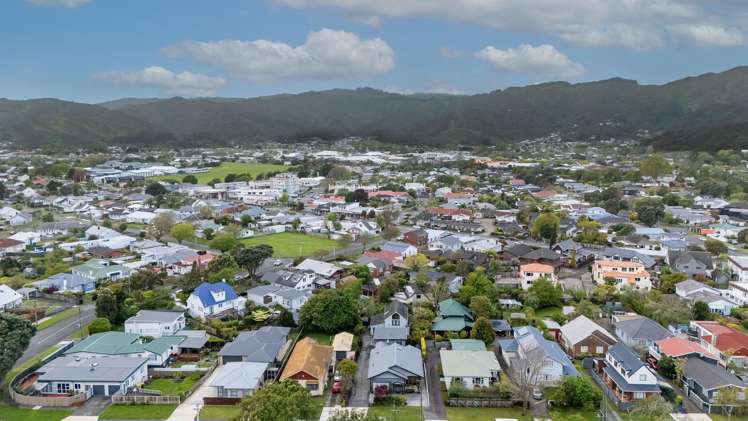 7 Charleston Avenue Boulcott_20