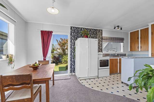 2 Turakina Street Merrilands_3