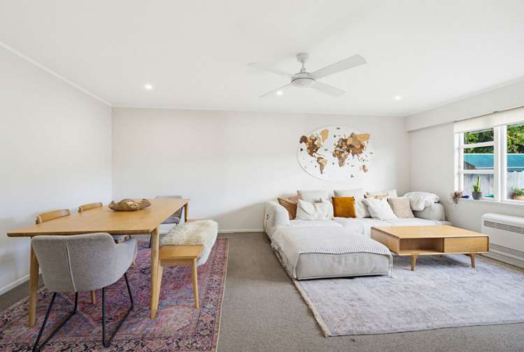 352 Main Sh25 Road Tairua_11