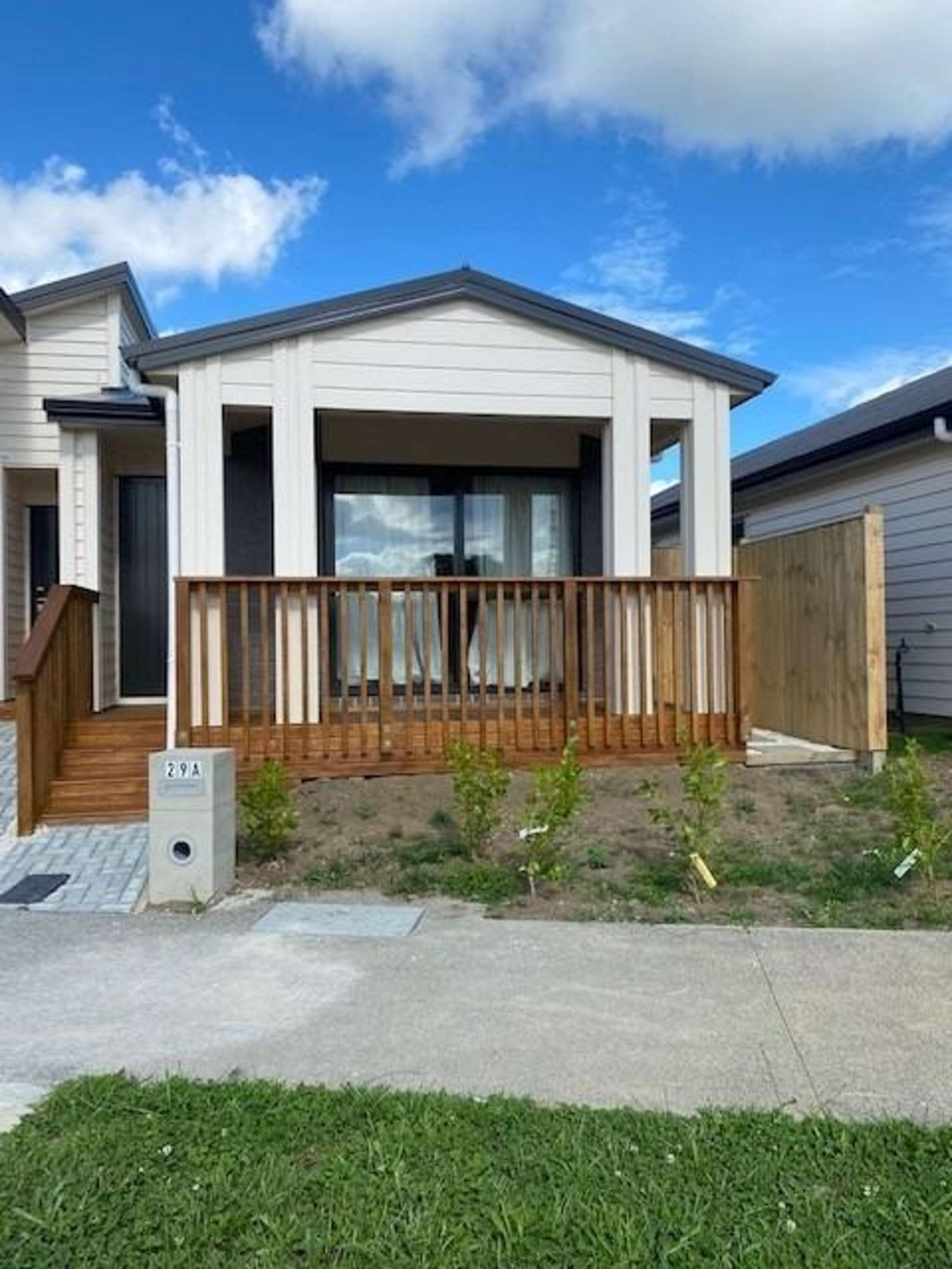 29A Tributary Parade 1657_0