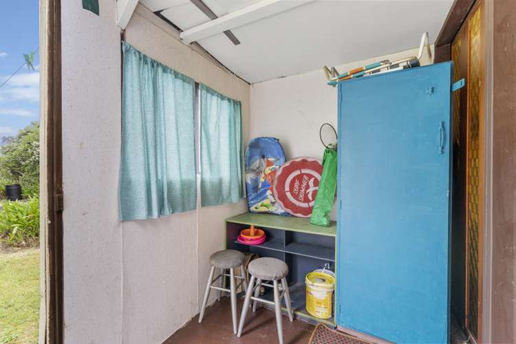 224 Marine Parade Otaki Beach_12