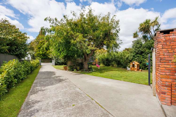 86 Derby Street Feilding_24