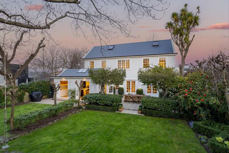 21 Rastrick Street Merivale_32