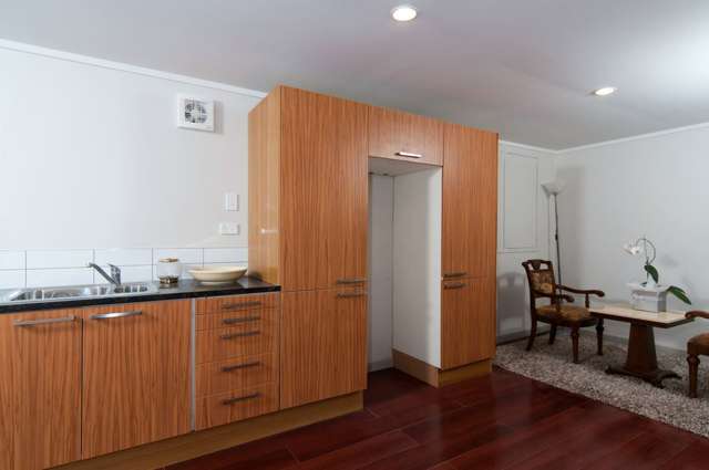 a/ 27 Northumberland Ave Belmont_1