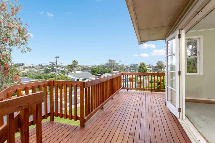126 Vodanovich Road Te Atatu South_6