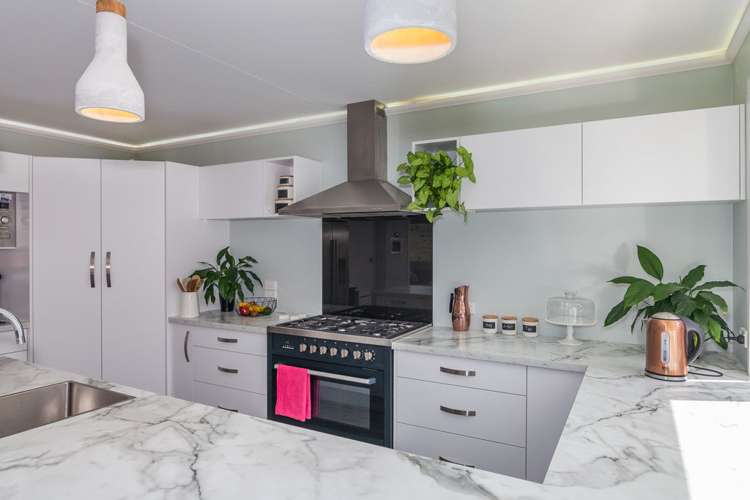 32 King Charles Drive Kingsley Heights_5