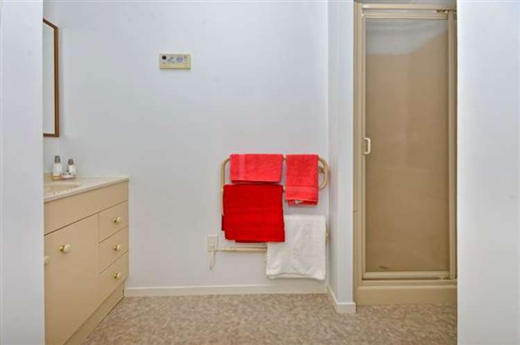 8 Tree View Avenue Glenfield_10