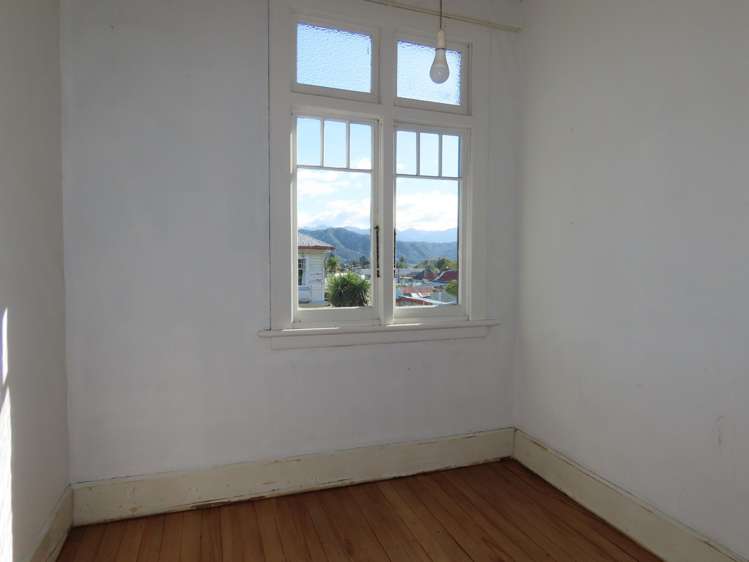 28 Broadway Reefton_9