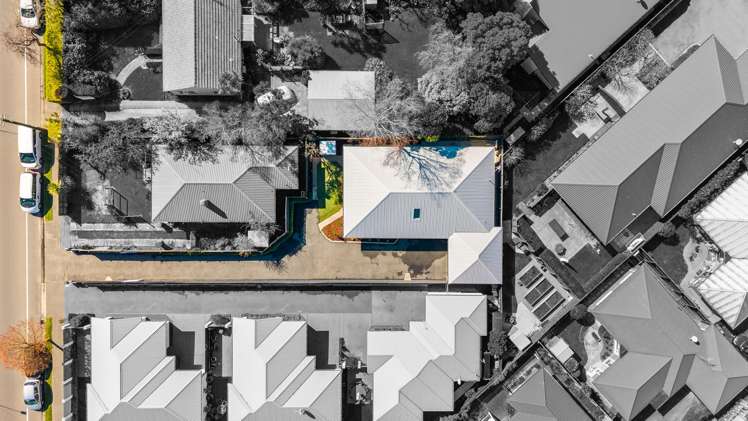 2/252 Grahams Road Bishopdale_16