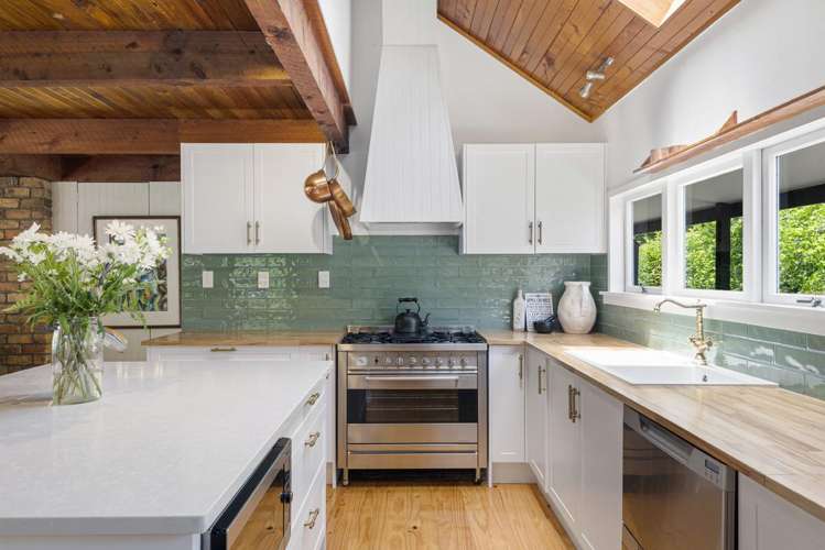 186 Twilight Road Clevedon_24