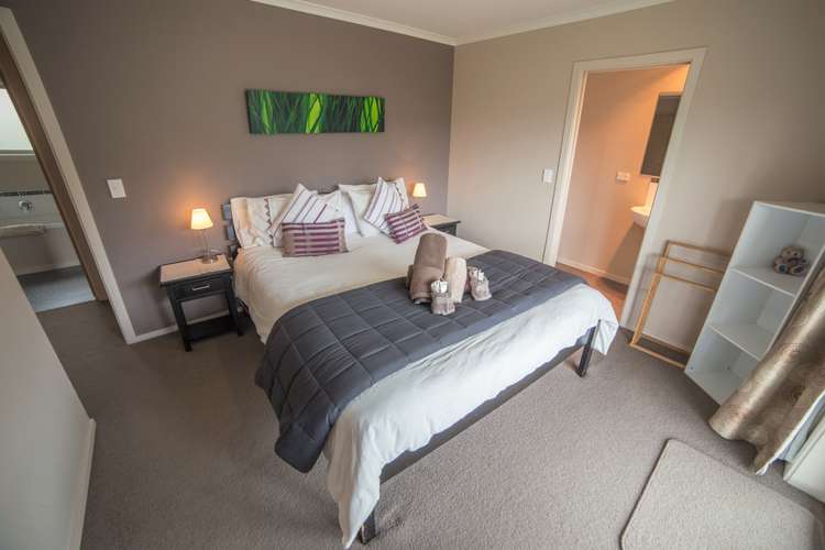 18 Motu-Au Close Manapouri_5