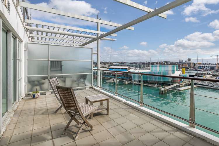 64/145 Quay Street Waitemata Harbour_1