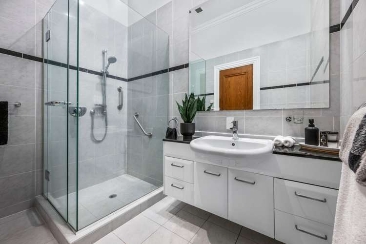 10C/50 Eden Crescent Auckland Central_21