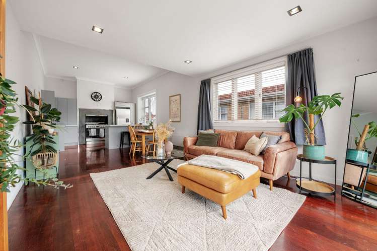 80 Cook Street Hamilton East_5