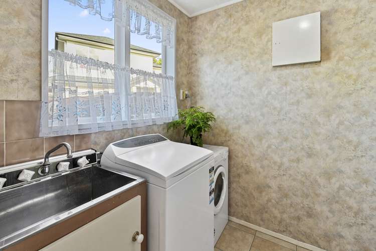 43 Hollyford Drive Clover Park_30