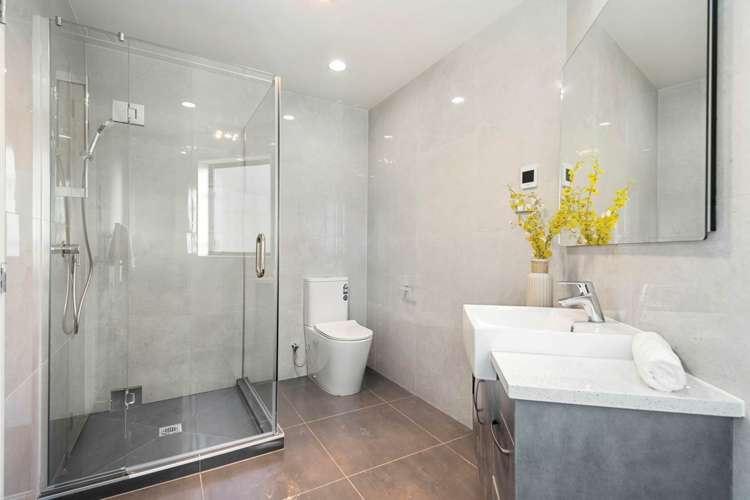 6 Koromeke Street Flat Bush_18