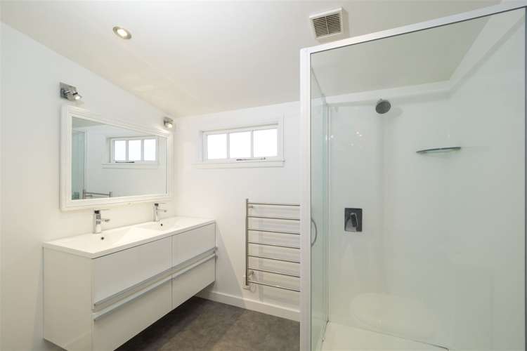 121 Kermode Street Ashburton_12