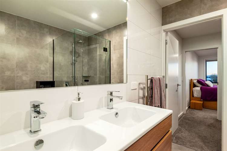 14b Corrella Road Belmont_9