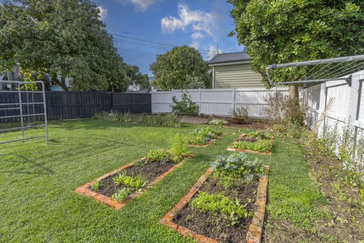 8 Walters Road Mount Eden_15