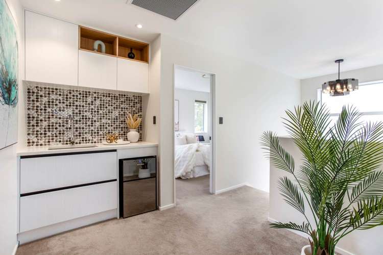 20d Coronation Street Belmont_20