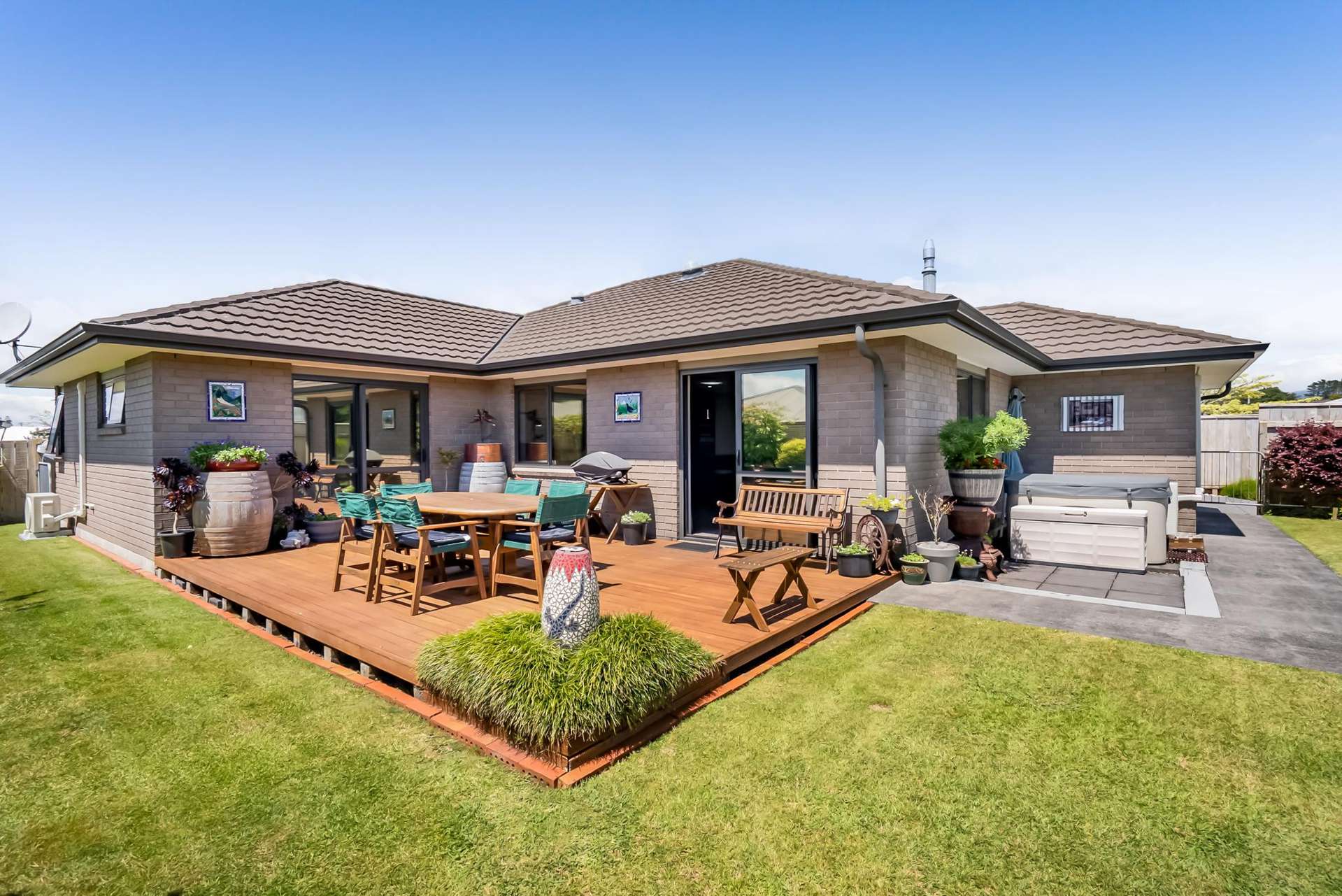 20a Estate Grove Inglewood_0