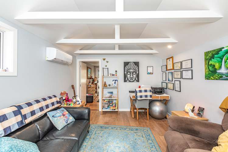 31 Brassey Road Saint Johns Hill_28