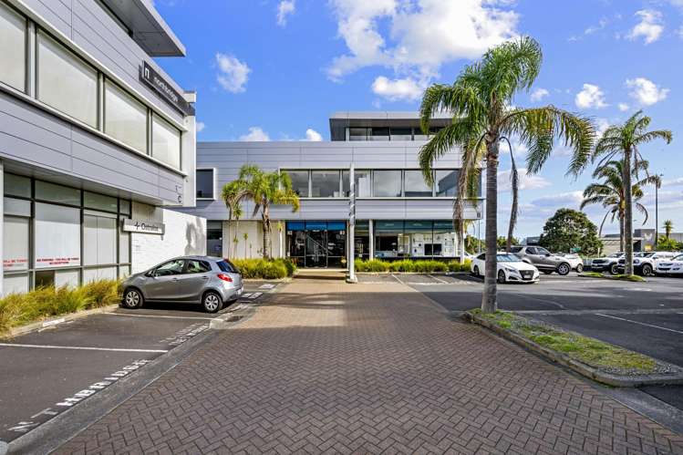 B2/59 Apollo Drive Albany_13