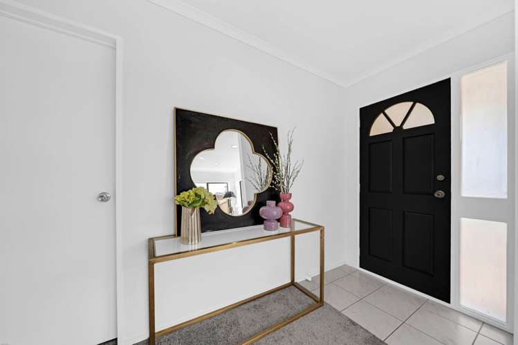 1/25 Headcorn Place Botany Downs_27