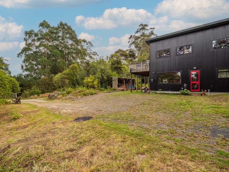 5 Chelivode Street Waitati_21