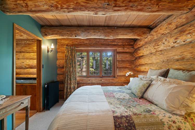 123 Hillview Road Alexandra_17