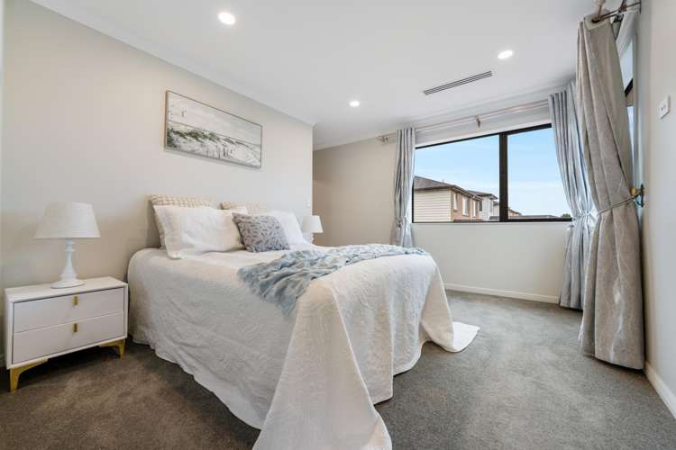11 Castlebane Drive Flat Bush_29