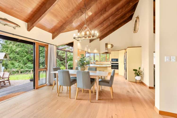 3 Roseveare Grove Te Marua_2