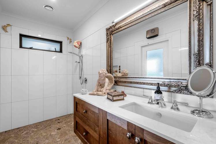 1 Surrey Street Orepuki_6