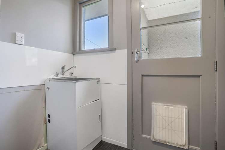 44 Dejoux Road Winton_9
