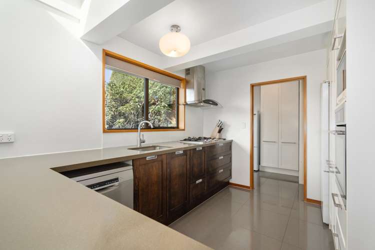 3 Seneca Place_2