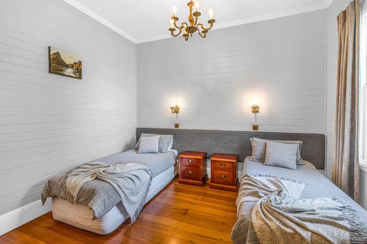 3 Signal Station Road Pouto_10