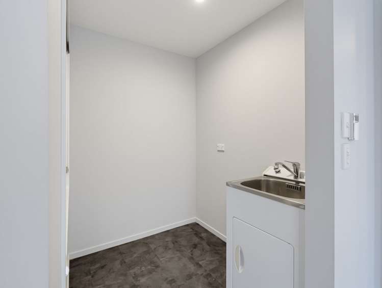 1 Ragley Way Rolleston_23