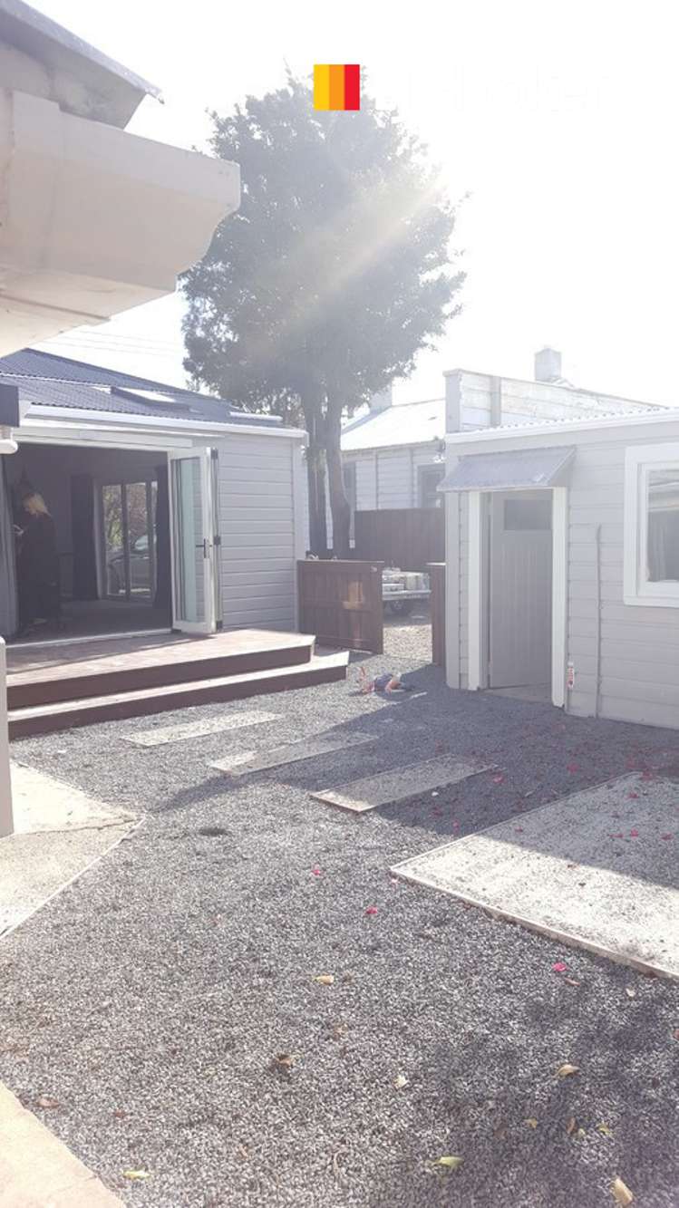 181 Surrey Street Saint Clair_19