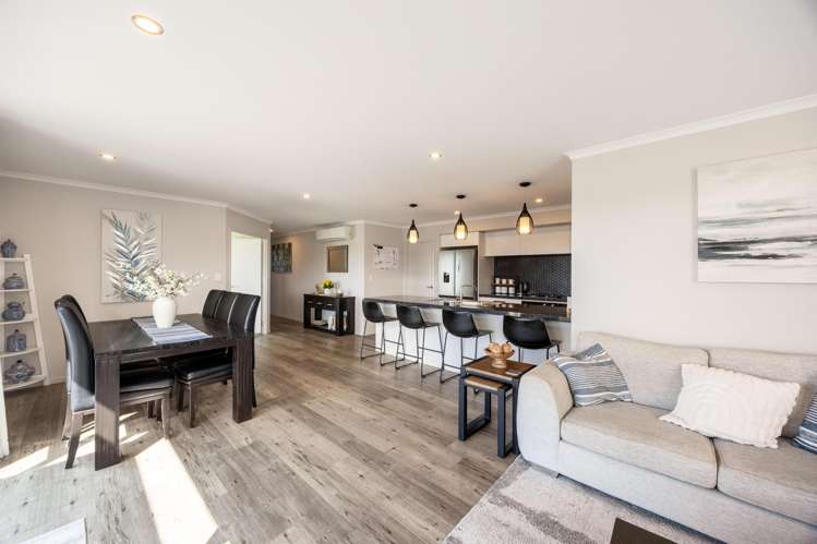 172 Pinecrest Drive Gulf Harbour_6