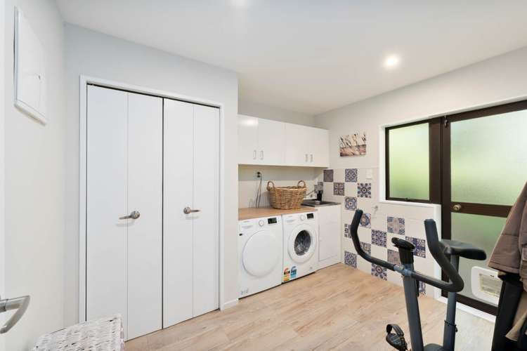 70A Tirimoana Road Te Atatu South_29