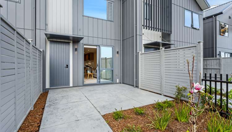 14 PORT WAY "PARK GREEN" Papakura_12
