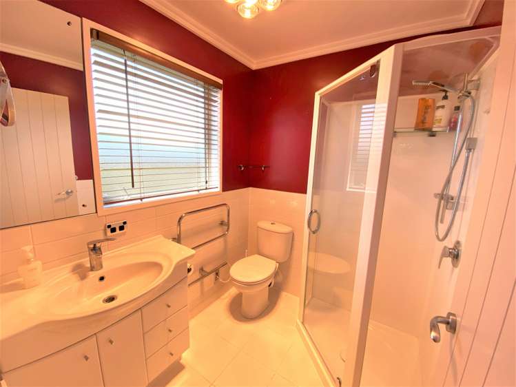 6 Solway Place Mosgiel_12