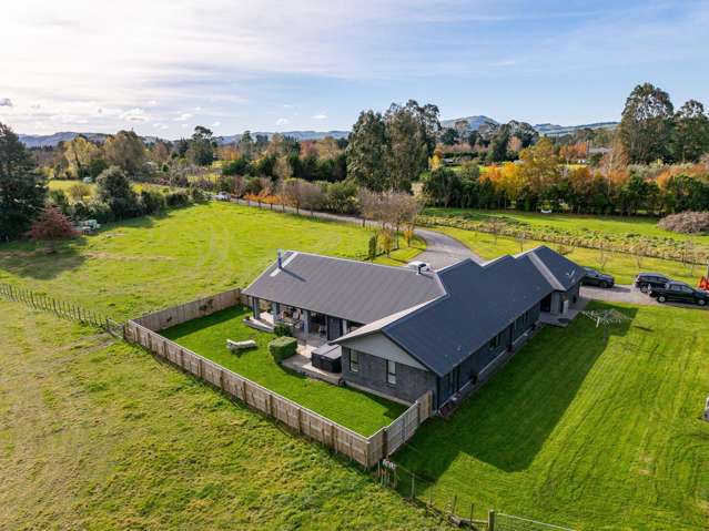 Willow Park Drive - BEO $1,100,000