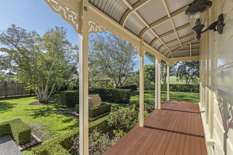 137 Egmont Road Hillsborough_19