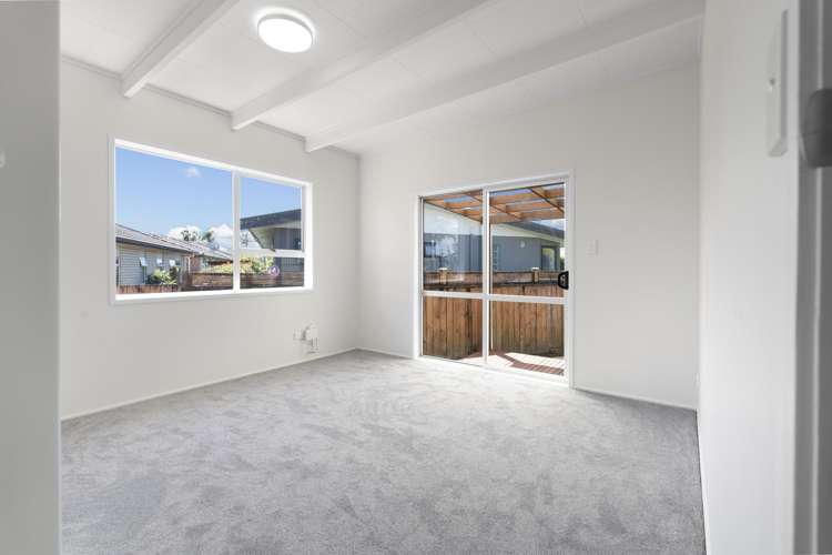 37a Doment Crescent Orewa_18