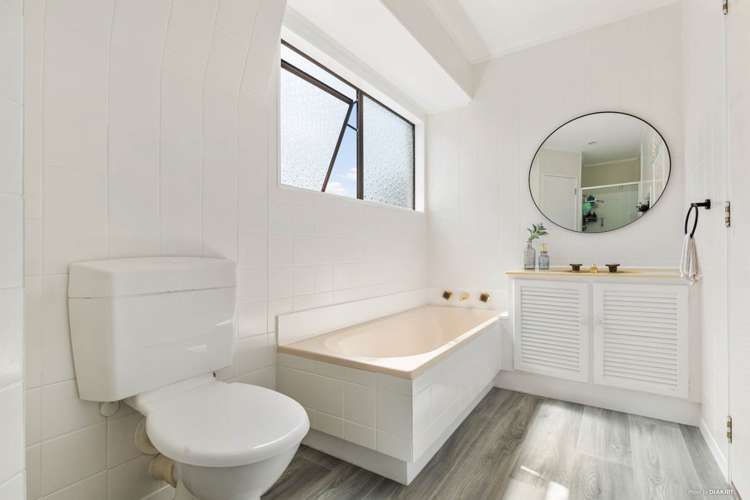 2/3 Regia Close Half Moon Bay_8