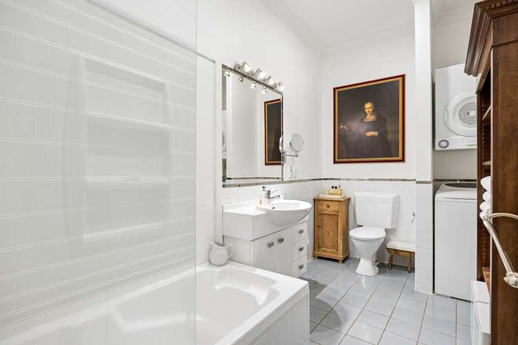 AA/8 Farnham Street Parnell_12