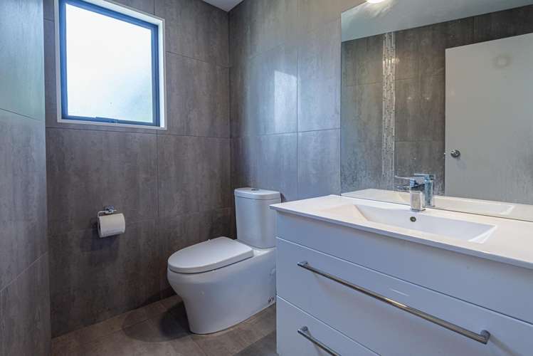 132 Beach Road Onerahi_18